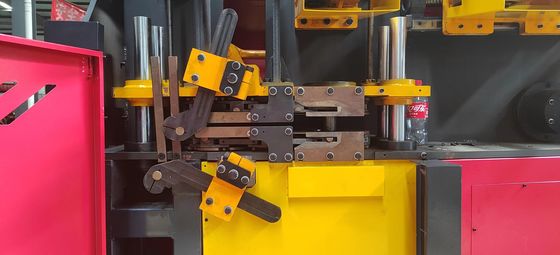 Rechte Winkel-Türen, Herstellung von vorgefertigten Bodenplatten,