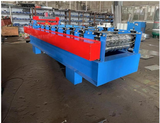 4 kW Plattenpressmaschine 10-15 m/Min Formiergeschwindigkeit PLC Mikrocomputersteuerungssystem