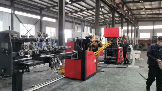 18000kg automatische Schweißmaschine 400-500A Schweißstrom