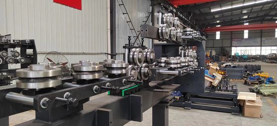 Schweißmaschine für das Schweißen von Schrägträgern