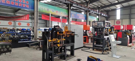 Schweißmaschine mit Touchscreen-Bedieneisen Erw 47000x3000x3500mm