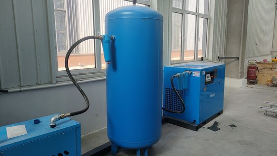 Luftschraubkompressor mit niedriger Entladetemperatur mit einer Gasverschiebung von 5,5 m3/min