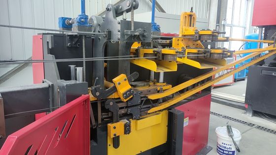 PLC-Steuerung Automatisches Schweißgerät 1,2-3,2 mm Schweißdicke