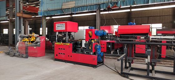 Schweißgerät für das Schweißen von 6 bis 12 mm Hauptbalken mit 47000*3000*3500 mm Abmessungen