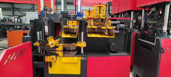 Schweißmaschine mit 6-12 mm Hauptbalken / 7,5 kW Motorleistung